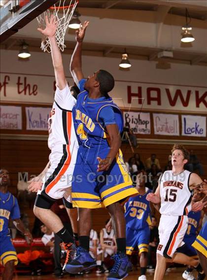 Thumbnail 3 in St. Bernard vs. Beverly Hills (Sea Hawk Classic) photogallery.