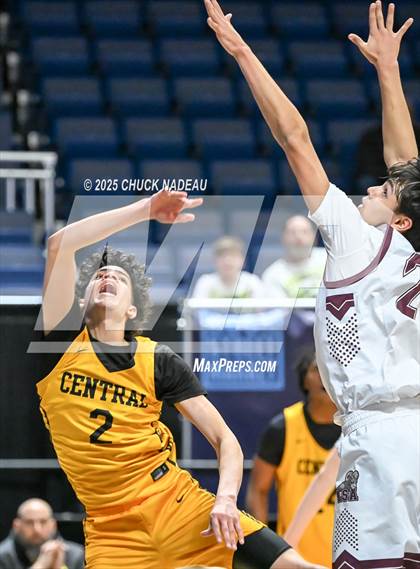 Thumbnail 2 in La Salle Academy vs. Central ( RIIL State Semifinal )  photogallery.