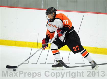 Thumbnail 2 in Kennedy Catholic vs. Pawling (Icebreaker Tournament) photogallery.
