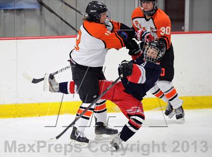 Thumbnail 2 in Kennedy Catholic vs. Pawling (Icebreaker Tournament) photogallery.