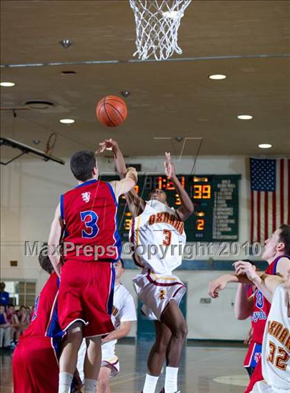 Thumbnail 3 in Oxnard vs. San Marcos (Santa Barbara Holiday Classic Tournament) photogallery.
