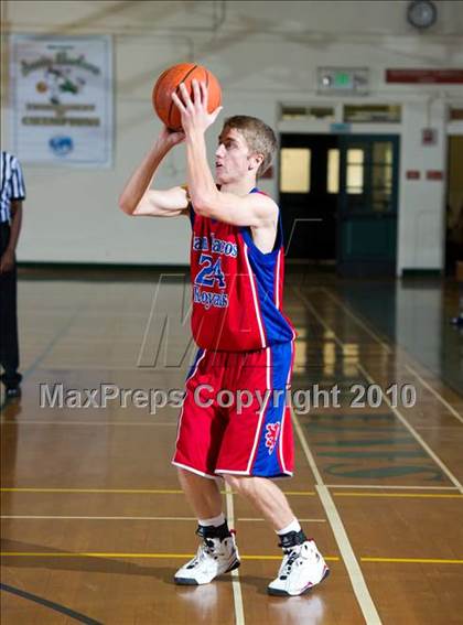 Thumbnail 2 in Oxnard vs. San Marcos (Santa Barbara Holiday Classic Tournament) photogallery.