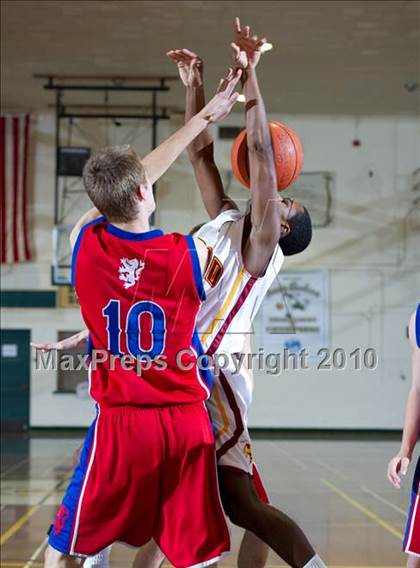 Thumbnail 1 in Oxnard vs. San Marcos (Santa Barbara Holiday Classic Tournament) photogallery.