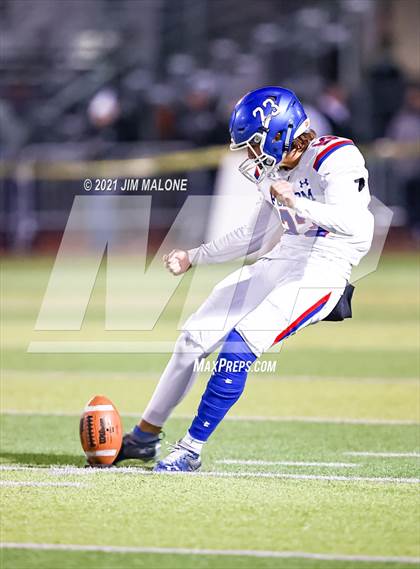 Thumbnail 1 in Folsom @ De La Salle (CIFState D1-AA North) photogallery.