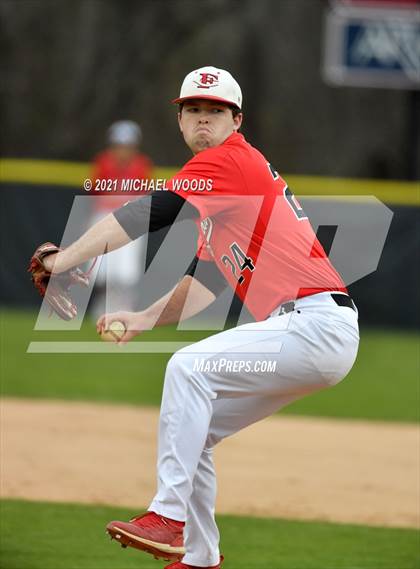 Thumbnail 3 in Gravette @ Farmington photogallery.