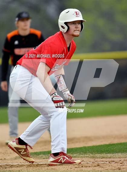 Thumbnail 3 in Gravette @ Farmington photogallery.