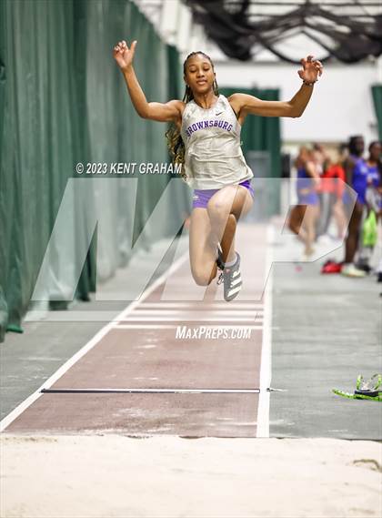 Thumbnail 2 in Hoosier Crossroads Conference Indoor Invitational photogallery.