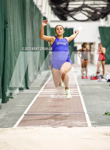 Thumbnail 3 in Hoosier Crossroads Conference Indoor Invitational photogallery.