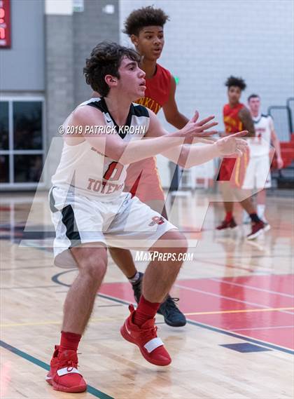 Thumbnail 1 in Franklin Pierce @ Sammamish photogallery.