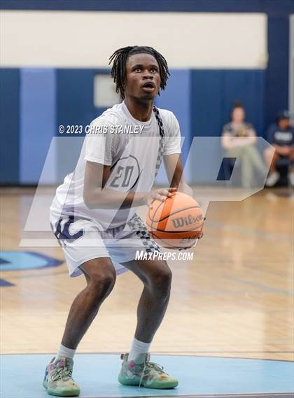 Thumbnail 3 in Willow Canyon vs. Buckeye (Hoopsgiving Tournament) photogallery.