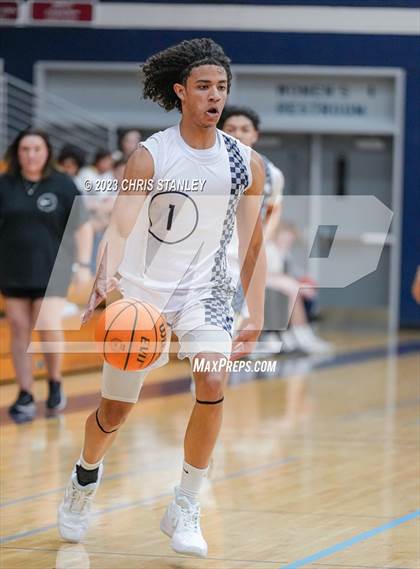 Thumbnail 1 in Willow Canyon vs. Buckeye (Hoopsgiving Tournament) photogallery.