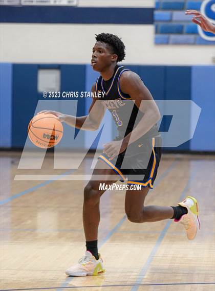 Thumbnail 2 in Willow Canyon vs. Buckeye (Hoopsgiving Tournament) photogallery.
