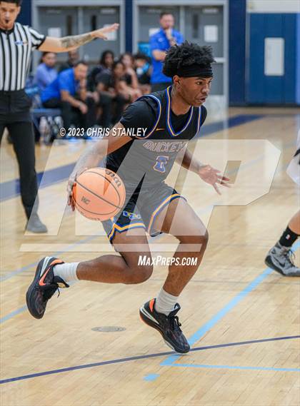 Thumbnail 2 in Willow Canyon vs. Buckeye (Hoopsgiving Tournament) photogallery.