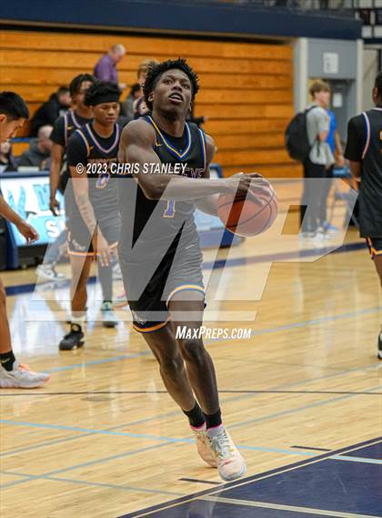 Thumbnail 1 in Willow Canyon vs. Buckeye (Hoopsgiving Tournament) photogallery.
