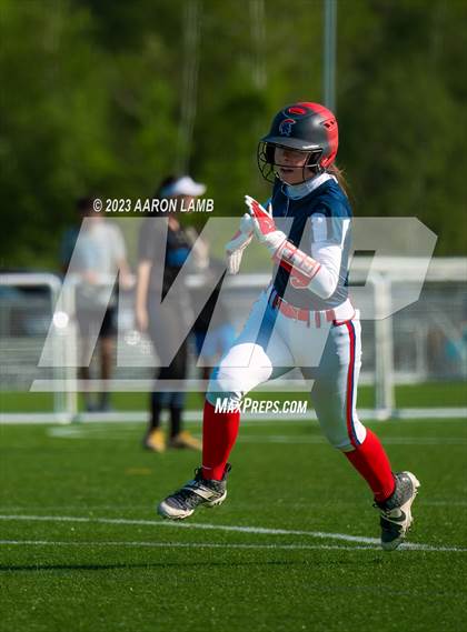 Thumbnail 2 in Oswego @ New Hartford photogallery.