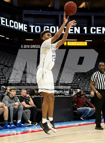 Thumbnail 3 in Del Campo vs Rocklin (@ Golden 1 Center) photogallery.