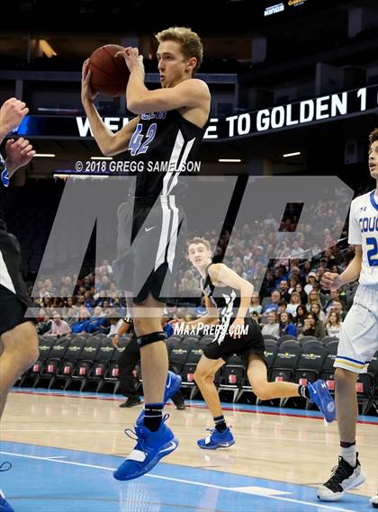 Thumbnail 2 in Del Campo vs Rocklin (@ Golden 1 Center) photogallery.