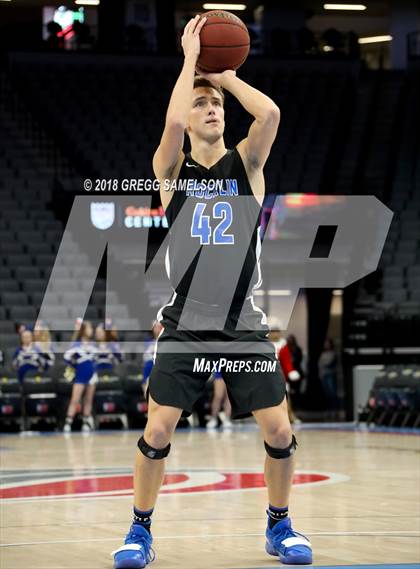 Thumbnail 2 in Del Campo vs Rocklin (@ Golden 1 Center) photogallery.