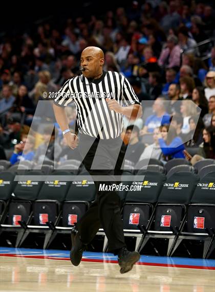 Thumbnail 3 in Del Campo vs Rocklin (@ Golden 1 Center) photogallery.