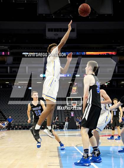 Thumbnail 1 in Del Campo vs Rocklin (@ Golden 1 Center) photogallery.