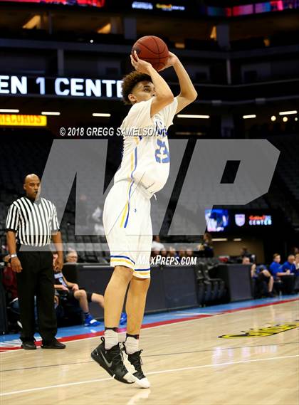 Thumbnail 1 in Del Campo vs Rocklin (@ Golden 1 Center) photogallery.