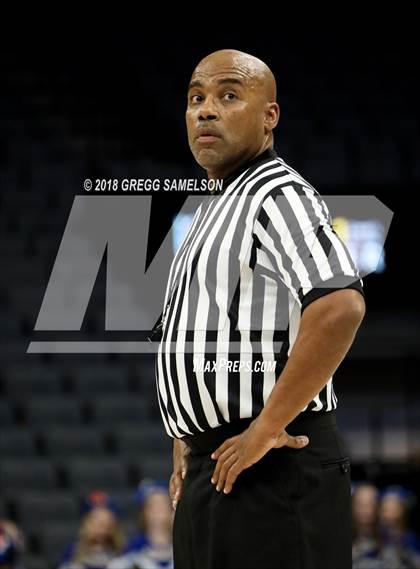Thumbnail 2 in Del Campo vs Rocklin (@ Golden 1 Center) photogallery.