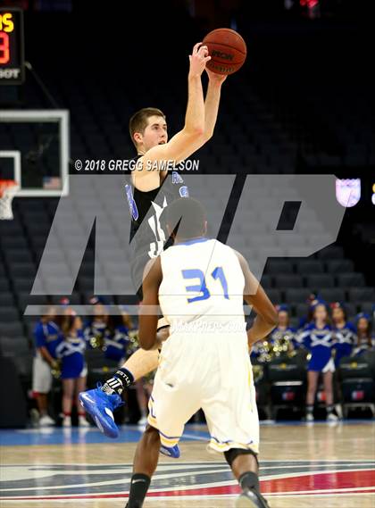 Thumbnail 1 in Del Campo vs Rocklin (@ Golden 1 Center) photogallery.