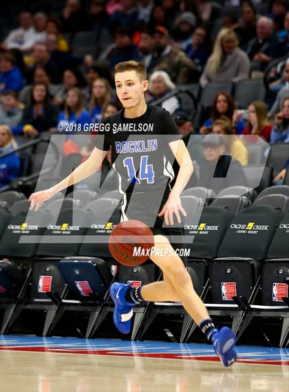 Thumbnail 3 in Del Campo vs Rocklin (@ Golden 1 Center) photogallery.