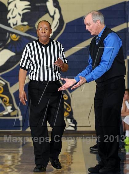 Thumbnail 2 in Davis vs. Oak Ridge (Trojan Toss-Up) photogallery.