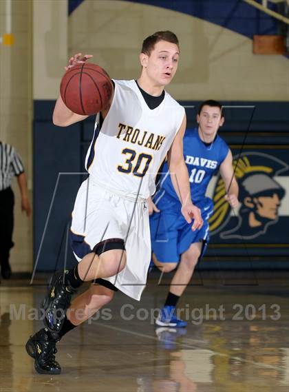 Thumbnail 3 in Davis vs. Oak Ridge (Trojan Toss-Up) photogallery.