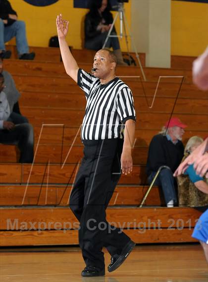 Thumbnail 1 in Davis vs. Oak Ridge (Trojan Toss-Up) photogallery.