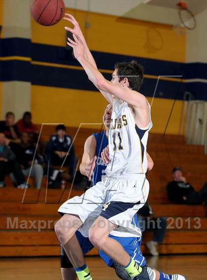 Thumbnail 3 in Davis vs. Oak Ridge (Trojan Toss-Up) photogallery.