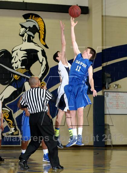 Thumbnail 1 in Davis vs. Oak Ridge (Trojan Toss-Up) photogallery.