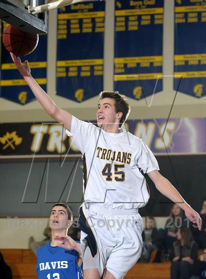 Thumbnail 2 in Davis vs. Oak Ridge (Trojan Toss-Up) photogallery.
