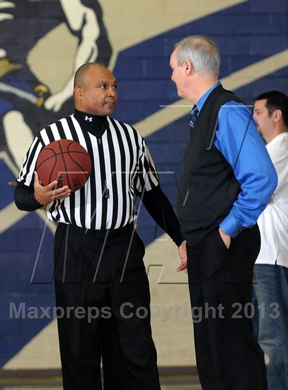 Thumbnail 2 in Davis vs. Oak Ridge (Trojan Toss-Up) photogallery.