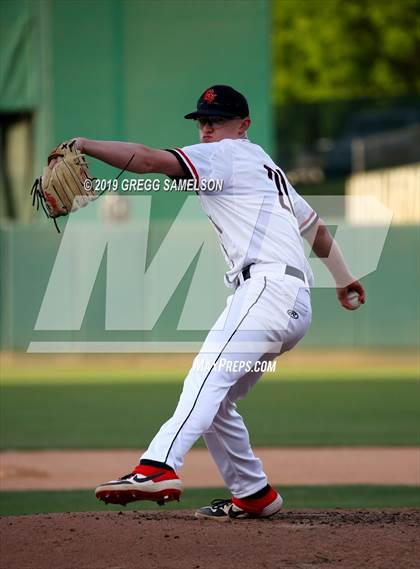 Thumbnail 3 in Bella Vista vs Rio Americano @ Raley Field photogallery.