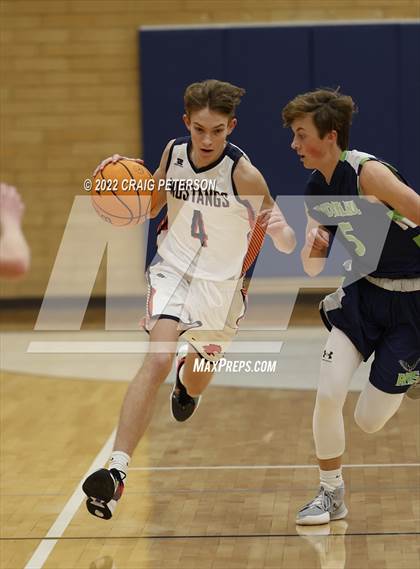 Thumbnail 1 in Ridgeline @ Mountain Crest (Sophomore) photogallery.