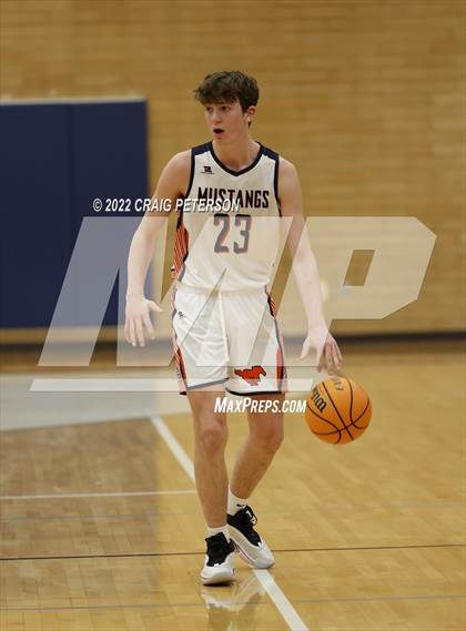 Thumbnail 3 in Ridgeline @ Mountain Crest (Sophomore) photogallery.