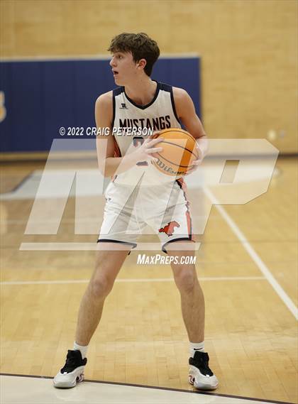 Thumbnail 2 in Ridgeline @ Mountain Crest (Sophomore) photogallery.