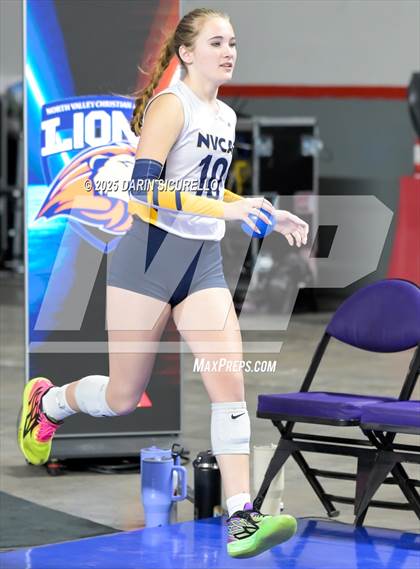 Thumbnail 1 in Scottsdale Christian Academy vs. North Valley Christian Academy (AIA 2A Final) photogallery.