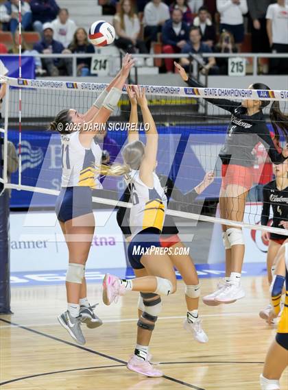 Thumbnail 2 in Scottsdale Christian Academy vs. North Valley Christian Academy (AIA 2A Final) photogallery.