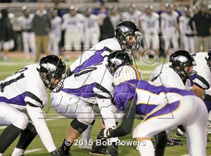 Thumbnail 2 in Lake Braddock vs. Battlefield (VHSL Region 6A North Quarterfinal) photogallery.
