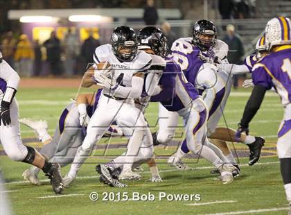 Thumbnail 2 in Lake Braddock vs. Battlefield (VHSL Region 6A North Quarterfinal) photogallery.