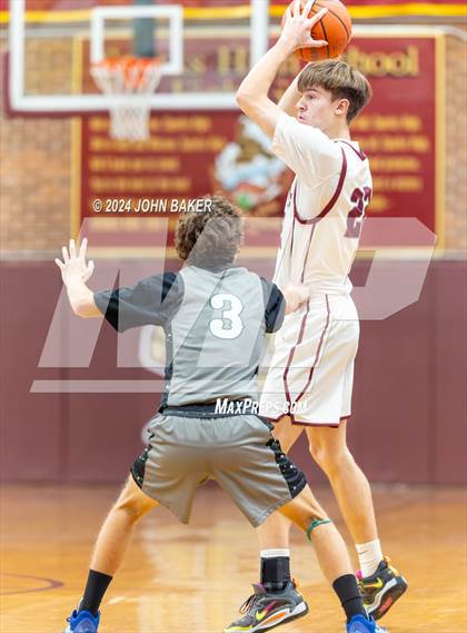 Thumbnail 3 in Hug vs. Dayton (Nelson Electric Rail City Classic) photogallery.