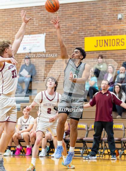 Thumbnail 1 in Hug vs. Dayton (Nelson Electric Rail City Classic) photogallery.