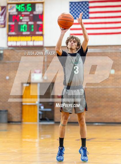 Thumbnail 2 in Hug vs. Dayton (Nelson Electric Rail City Classic) photogallery.