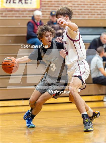 Thumbnail 1 in Hug vs. Dayton (Nelson Electric Rail City Classic) photogallery.