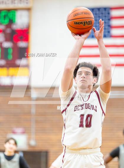Thumbnail 3 in Hug vs. Dayton (Nelson Electric Rail City Classic) photogallery.