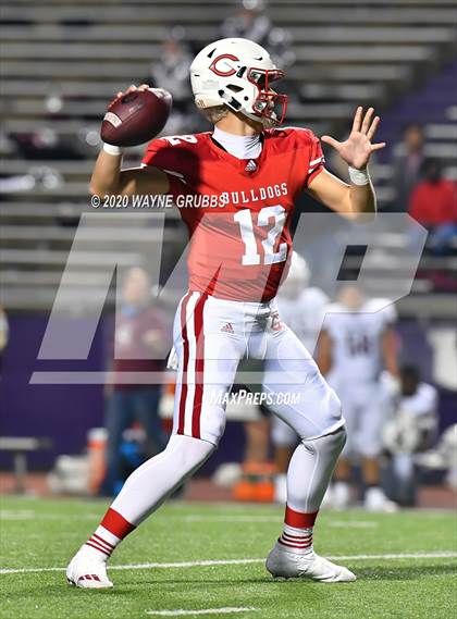 Thumbnail 1 in Silsbee vs. Carthage (UIL 4A D2 Area Round) photogallery.
