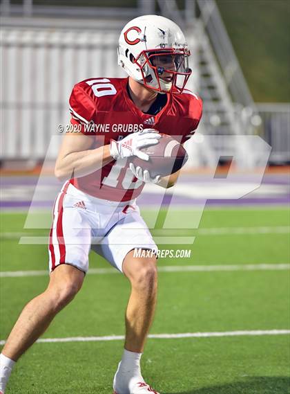 Thumbnail 3 in Silsbee vs. Carthage (UIL 4A D2 Area Round) photogallery.